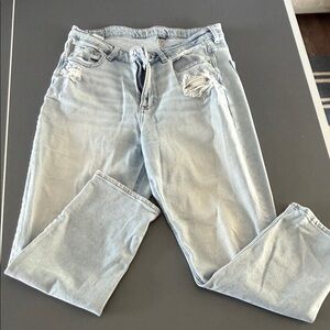 American Eagle Outfitters Light Blue Boyfriend Jeans